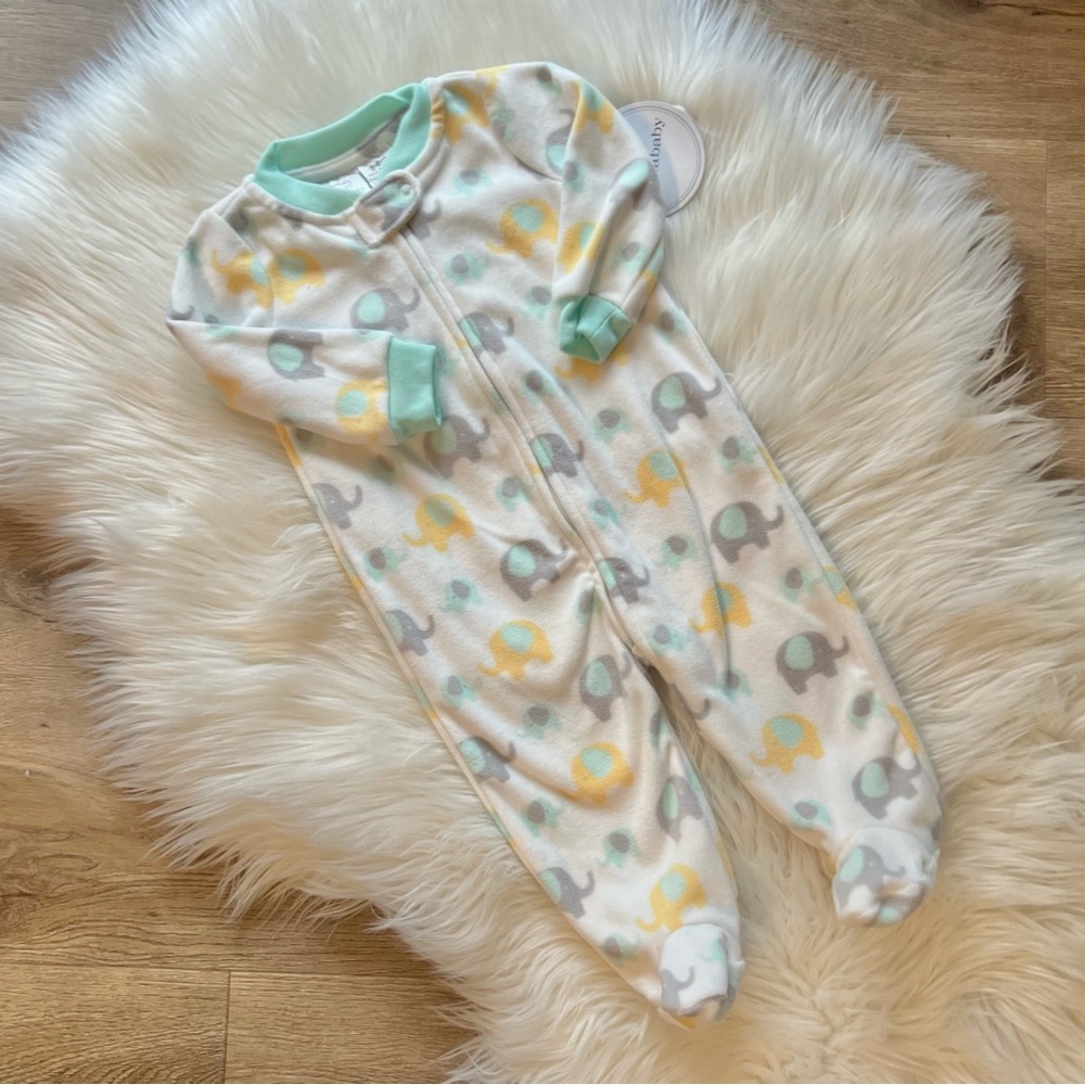 (❤️3/$30) New! Fleece elephant baby pj footed onesie